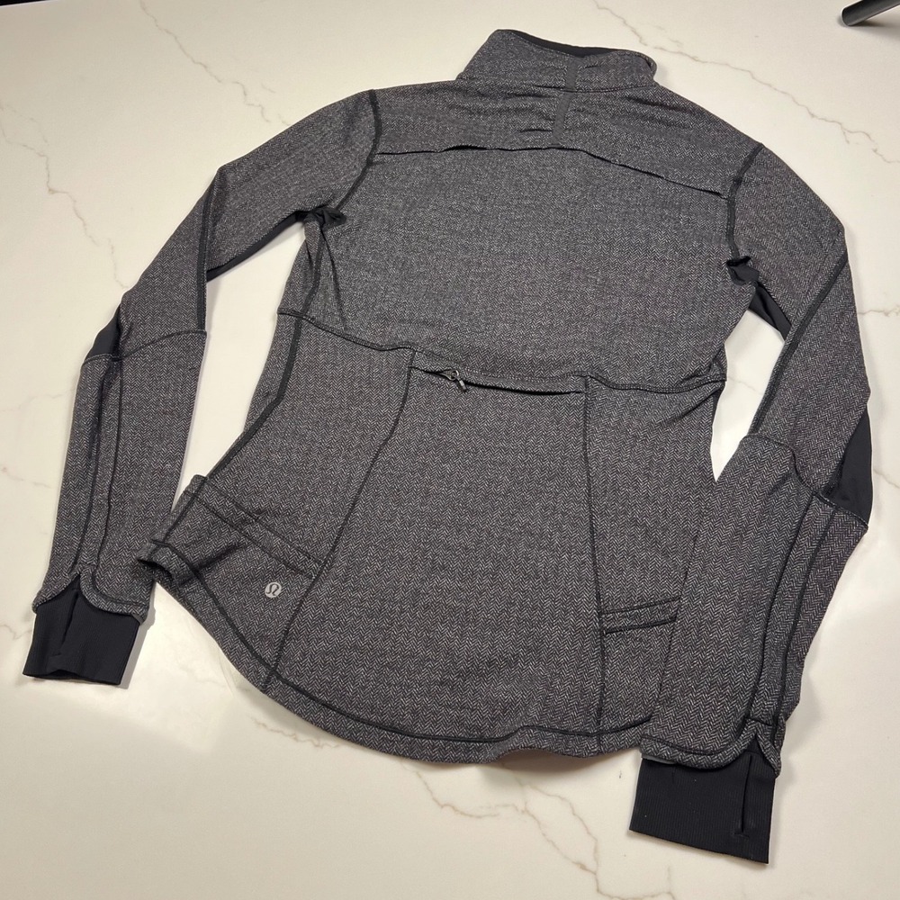 Lululemon Herringbone Half-Zip Pullover Womens Grey Black Athletic Top Size 10